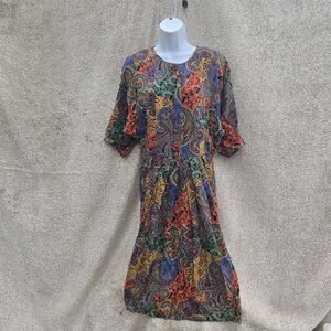 VINTAGE WILLI'S INFLUENCE Colorful Paisley Midi Dress